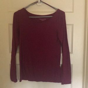 American Eagle Long Sleeve T-shirt